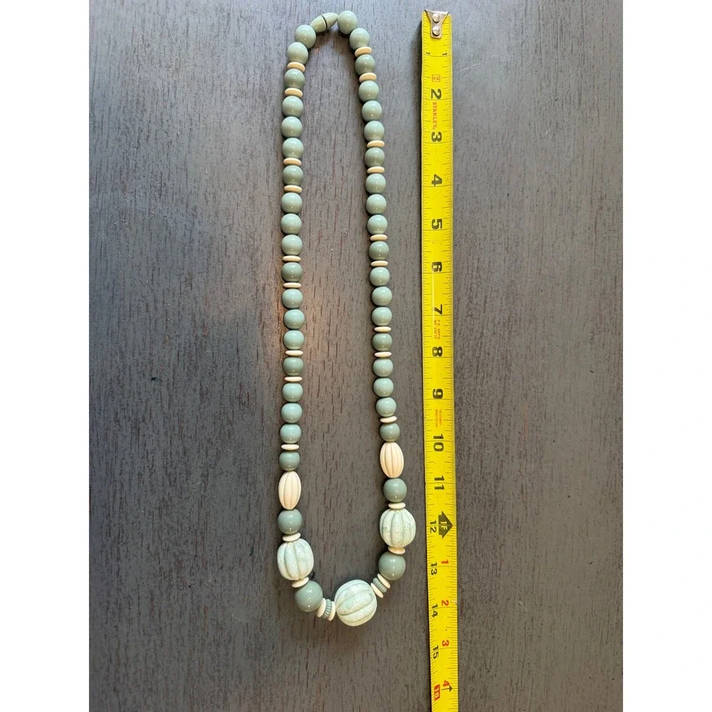 Vintage Sage Green Cream Beaded Necklace Ribbed Melon Beads Barrel Clasp 28 Inch
